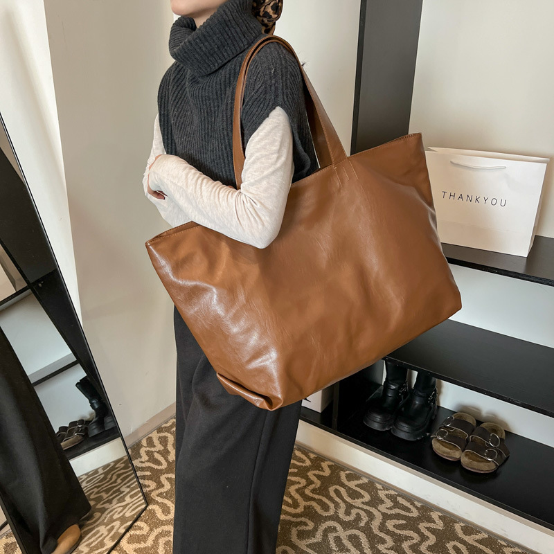 Proste torby typu tote w stylu – Embroidery Class recenzja i cena