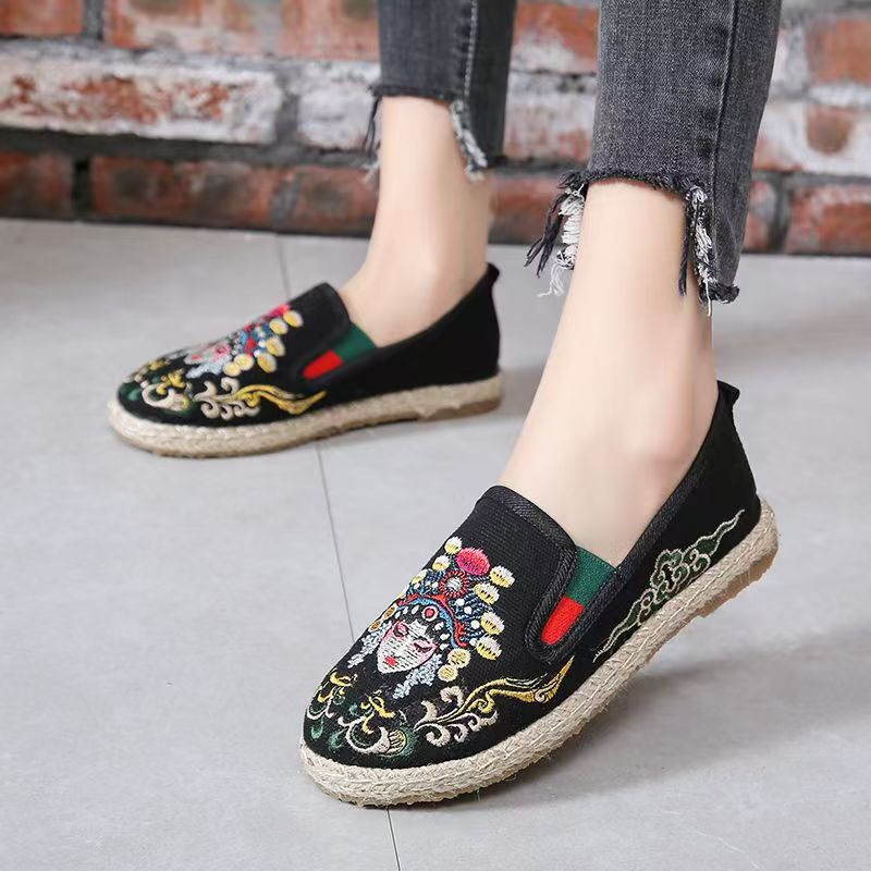 Damskie płaskie buty z haftowa – Embroidery Cloth recenzja i cena