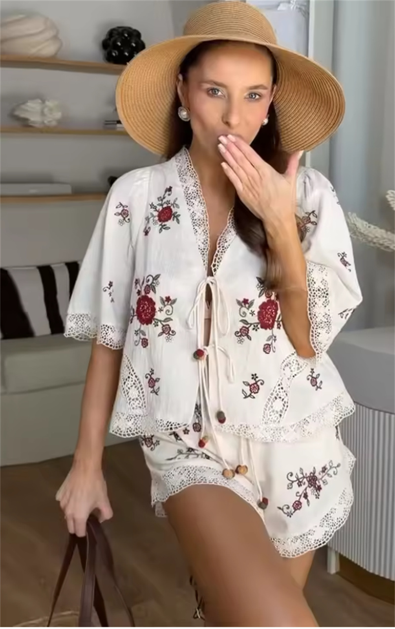 Letni damski komplet 2026: beż – Embroidery Cardigan recenzja i cena