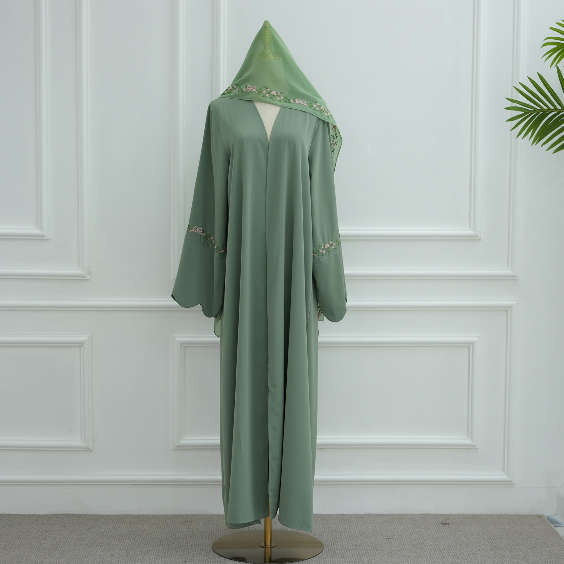 Producent abaj z Dubaju, odzie – Embroidery Hijab recenzja i cena