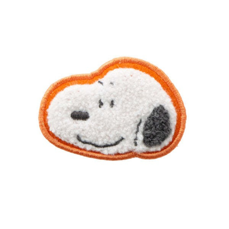 Urocza naszywka z haftem Snoop – Embroidery Stitch recenzja i cena