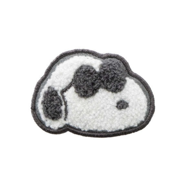 Urocza naszywka z haftem Snoop – Embroidery Stitch recenzja i cena